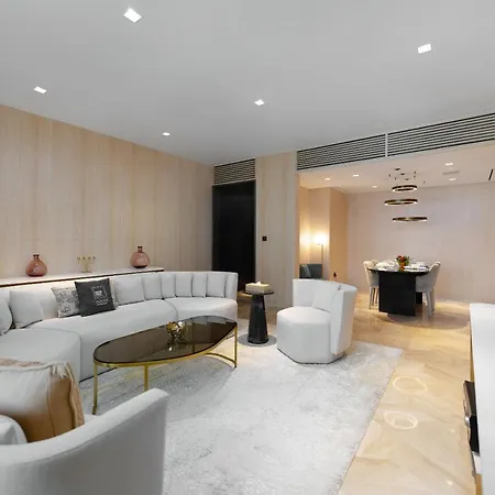 Maison Privee - Glamourous Apt With Sea Views At Five Palm Dubai Buitenkant foto