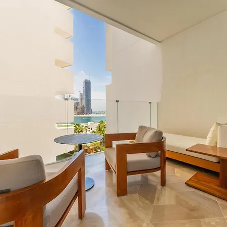 Maison Privee - Glamourous Apt With Sea Views At Five Palm Dubai Buitenkant foto