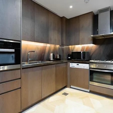 Maison Privee - Glamourous Apt With Sea Views At Five Palm Dubai Buitenkant foto