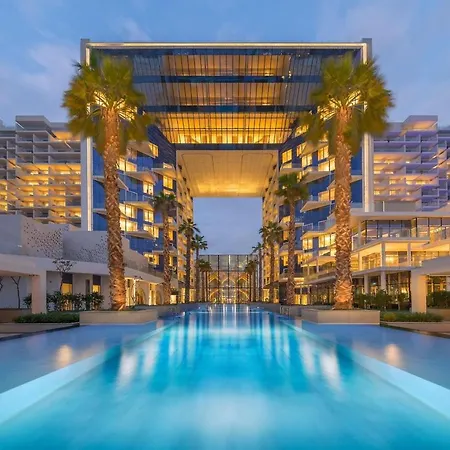 Maison Privee - Glamourous Apt With Sea Views At Five Palm Dubai Buitenkant foto