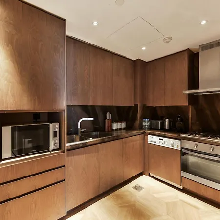 Maison Privee - Glamourous Apt With Sea Views At Five Palm Dubai Buitenkant foto