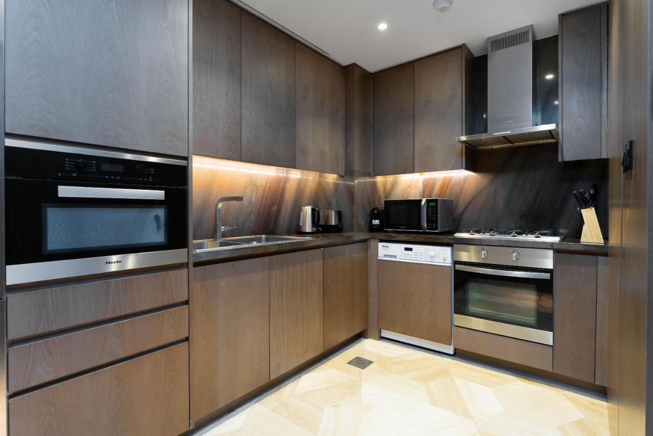 Appartamento Maison Privee - Glamourous With Sea Views At Five Palm Dubai